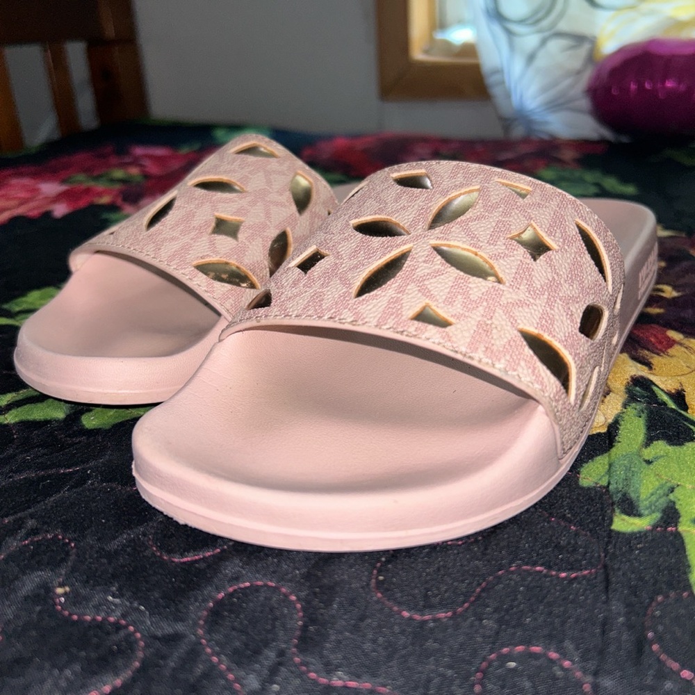 Micheal kors slides